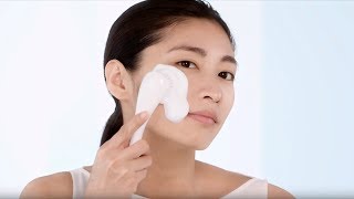 How to Wash Your Face Using a Cleansing Brush  Skincare Tutorial  Shiseido [upl. by Bik]