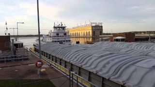 Keokuk Iowa Lock amp Dam operation [upl. by Aliehc]