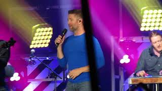 Josh Turner LiveTurn the Lights Down Low [upl. by Emirac]