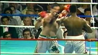 Larry Holmes vs Gerry Cooney High Quality [upl. by Itsirk271]