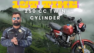 Indias First Twin Cylinder 250 CC Bike in India  Benelli Raipur [upl. by Lyrahs]