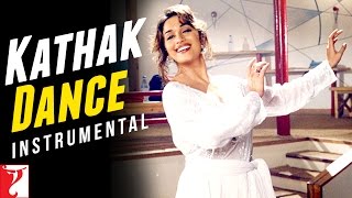 Kathak Dance  Instrumental  Dil To Pagal Hai  Madhuri Dixit Shah Rukh Khan [upl. by Mavilia212]