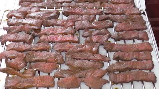 Praktyka u Praktyka  Suszona Wołowina  Beef Jerky lekko wędzona [upl. by Sabba440]