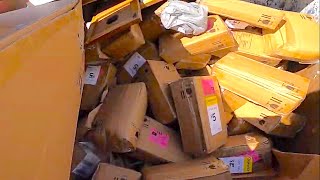 Dumpster Diving Store Threw away Tons of Full Boxes Theyre Brand New [upl. by Nahshon513]