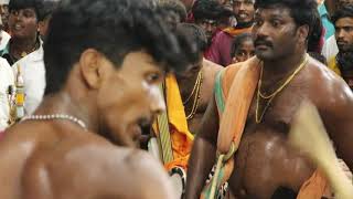 போட்டினா இது போட்டிNaiyandi vs ChendaNaiyandi melamChenda MelamKulasai Mutharamman Kovil [upl. by Hsitirb]