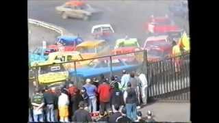 Ringwood Bangers £5000 Southern open 1999 Banger racing [upl. by Sewole]