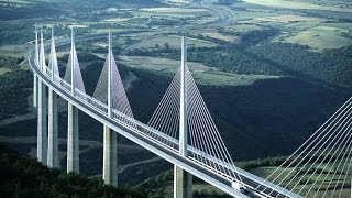 Mega Construções  Viaduto Millau [upl. by Anairt]