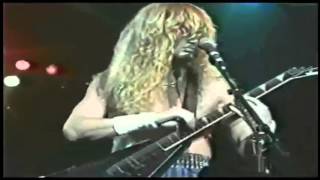 Dave Mustaine SOLOING [upl. by Eseerehs498]