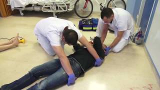 Institut de Formation des Ambulanciers  La simulation dune prise en charge globale dun patient [upl. by Nirmak]