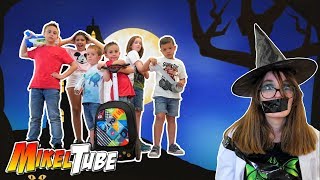 Vamos al cole de YouTubers con nuestras Mochilas con ruedas Roller [upl. by Accalia321]