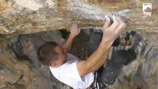 Escalade  Grimper dans un 8C avec Jérémy Bonder  FFME [upl. by Ephrayim]