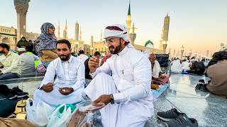 First RAMADAN IFTAR in Madina Masjid an Nabawi  Ramadan Mubarak [upl. by Eirojram888]