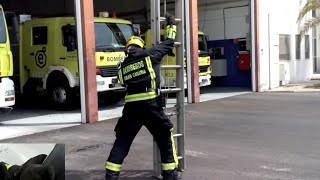 BOMBEROS  ESCALERAS  MANEJO POR UN SOLO BOMBERO [upl. by Eetak]