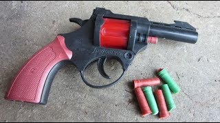 Mini Flare Pistol Review  Shooting [upl. by Errick]