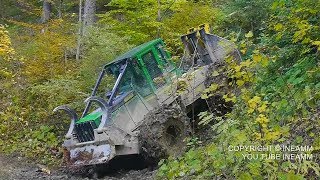 Débardage en hautes montagnes John deere 548 G3 HD [upl. by Ruhtracm]