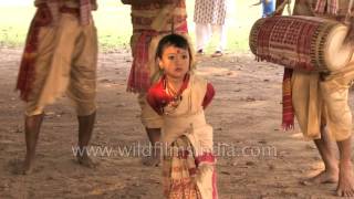 Cute little girl presents Bihu dance of Assam  Anushka Gogoi [upl. by Steiner]