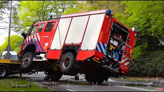 BERGING  Brandweervoertuig op zijn kant tijdens spoedrit Volvo FM 4x4🚒 [upl. by Morette]