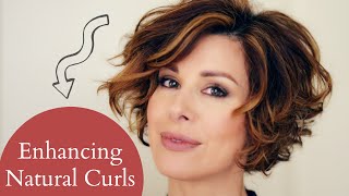 HOW TO STYLE LAYERED SHORT NATURAL CURLY HAIR  Dominique Sachse [upl. by Nylarahs306]