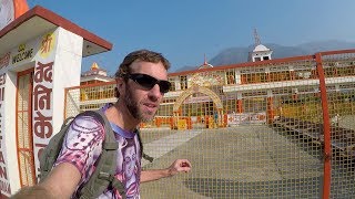 Tour of an Ashram in Rishikesh India Parmarth Niketan [upl. by Kohl]