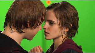 Behind the scenes Ron and Hermione Kiss Wizard Collection [upl. by Acisey751]