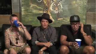 Bruno Mars  Locked Out Of Heaven Single Premiere Chat amp Google Hangout Official Video [upl. by Ama]