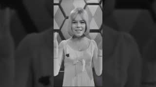 France Gall  Poupée de cire poupée de son 1965 [upl. by Dory]