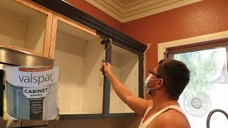 Como pintar gabinetes de cocina 1 de 2  how to paint kitchen cabinets [upl. by Maharva884]